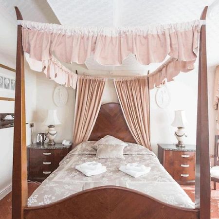 Oyo Ridgeway Hotel Chingford Extérieur photo