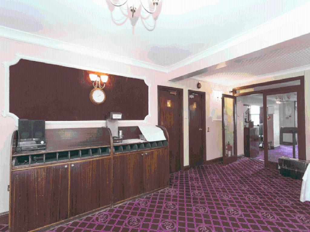 Oyo Ridgeway Hotel Chingford Extérieur photo