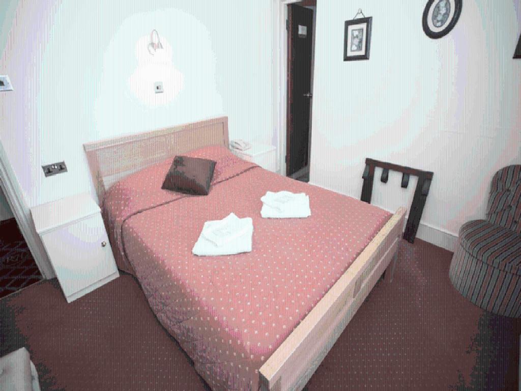 Oyo Ridgeway Hotel Chingford Chambre photo